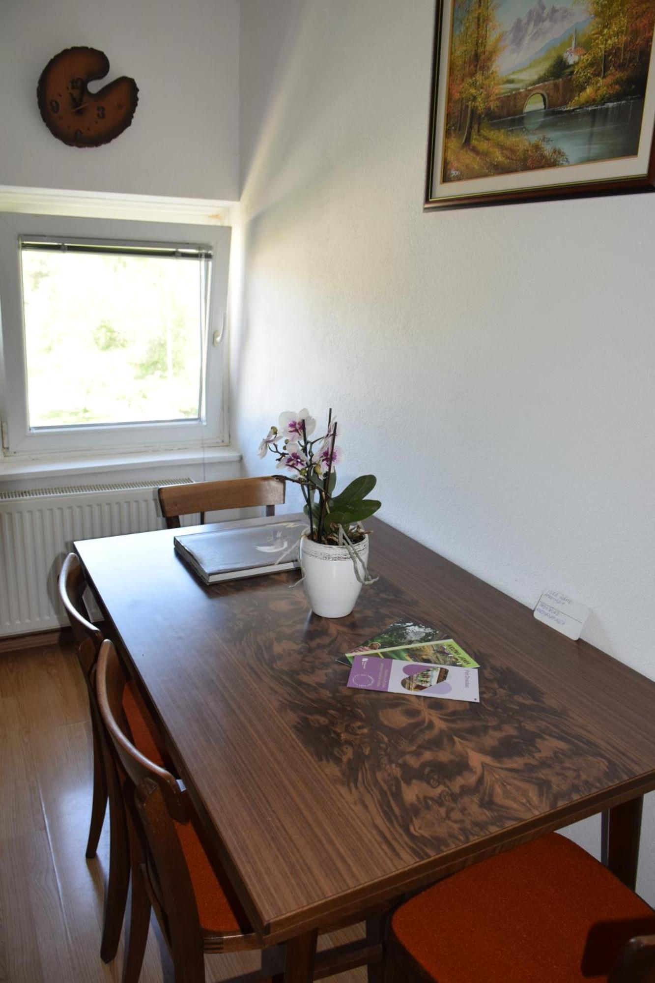 Apartma Narava Begunje pri Cerknici Cameră foto