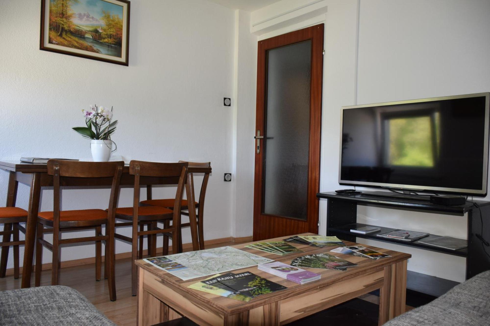 Apartma Narava Begunje pri Cerknici Cameră foto